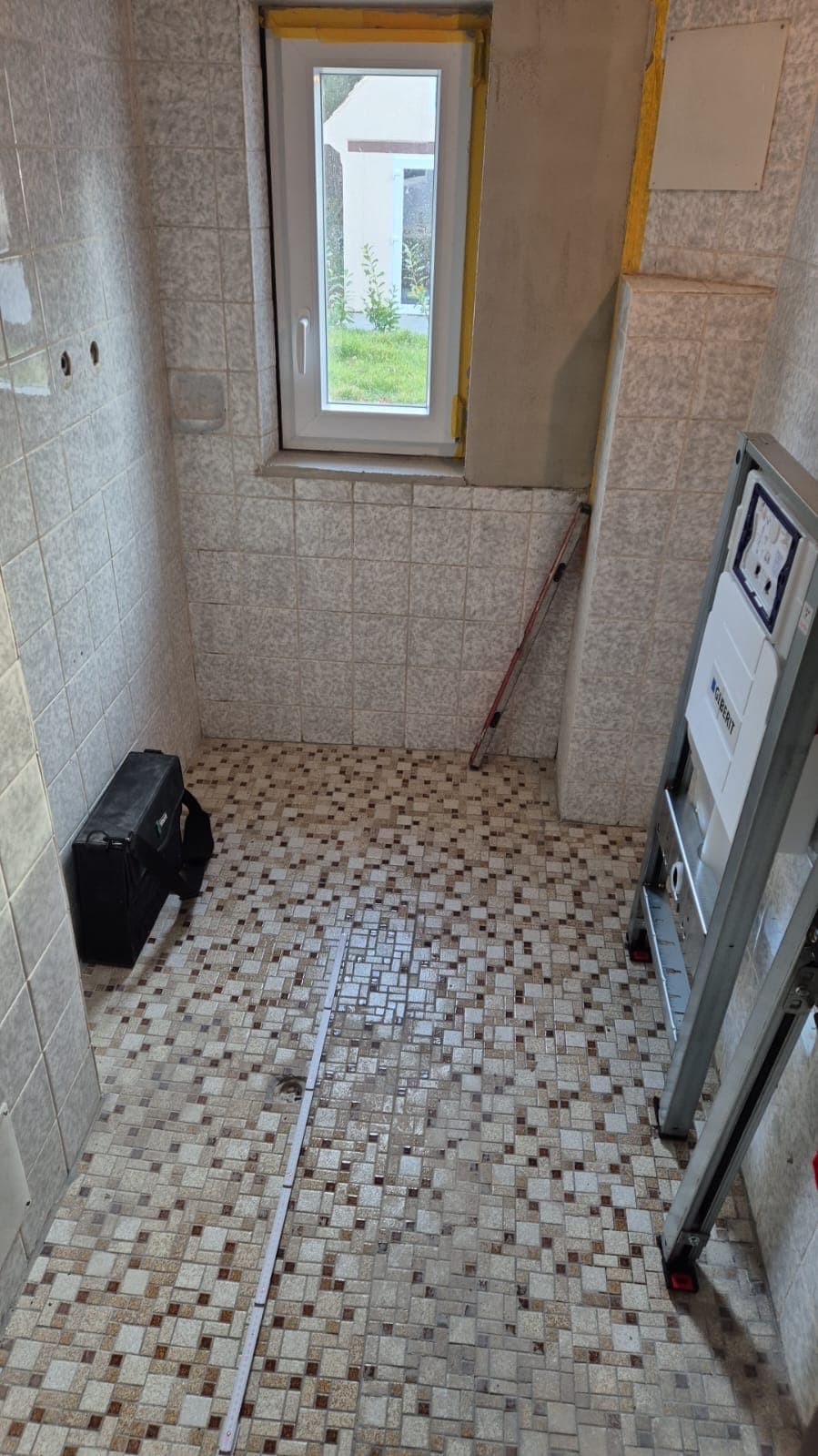 Umbau eines Kellers zum Badezimmer