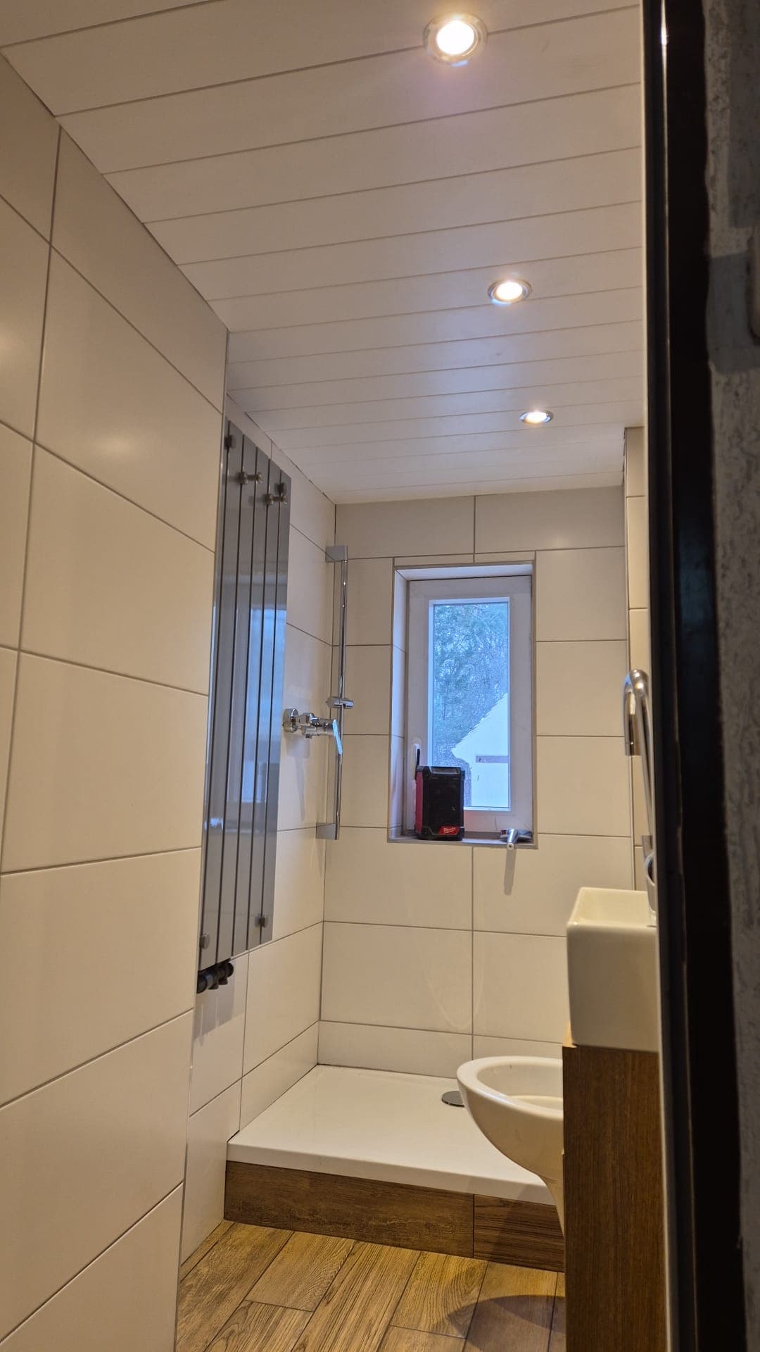 Umbau eines Kellers zum Badezimmer